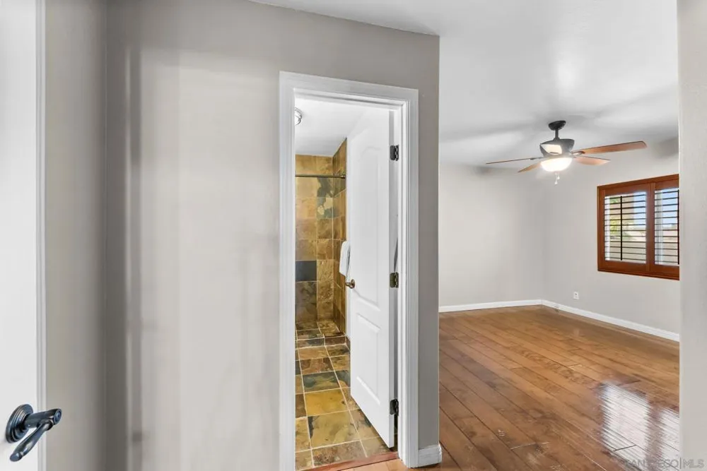 246 E 26th Street National City, CA 91950