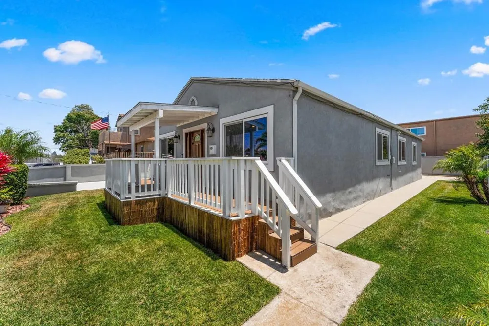 246 E 26th Street National City, CA 91950