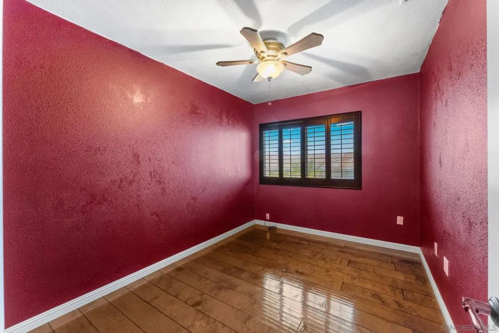 246 E 26th Street National City, CA 91950