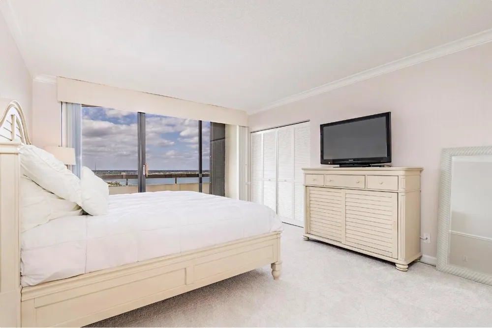 4100 Ocean Drive #1704 Singer Island, FL 33404