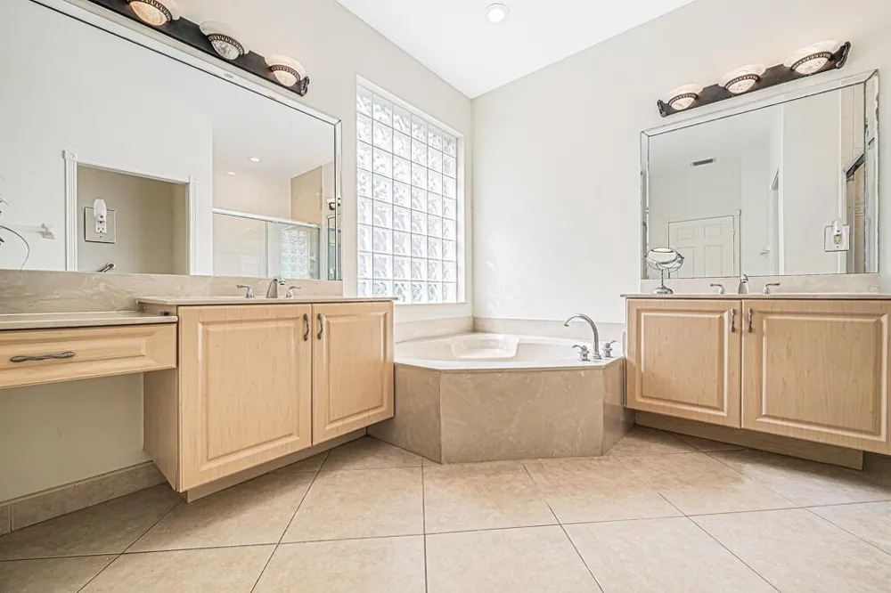 8200 Playa Del Sur Boulevard Lake Worth, FL 33467