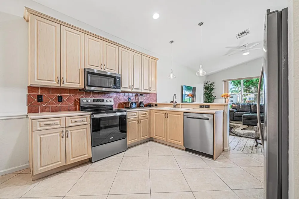 8200 Playa Del Sur Boulevard Lake Worth, FL 33467
