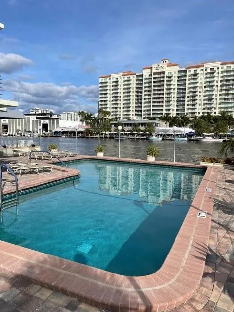 2900 NE 30th Street #5a Fort Lauderdale, FL 33306