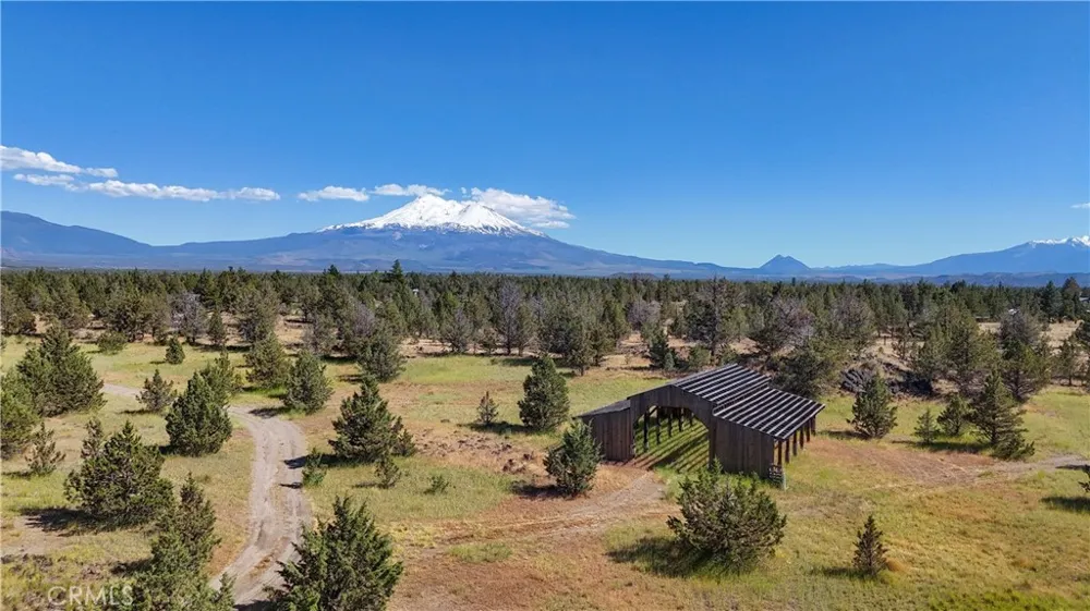 Amethyst Ave. Montague, CA 96064