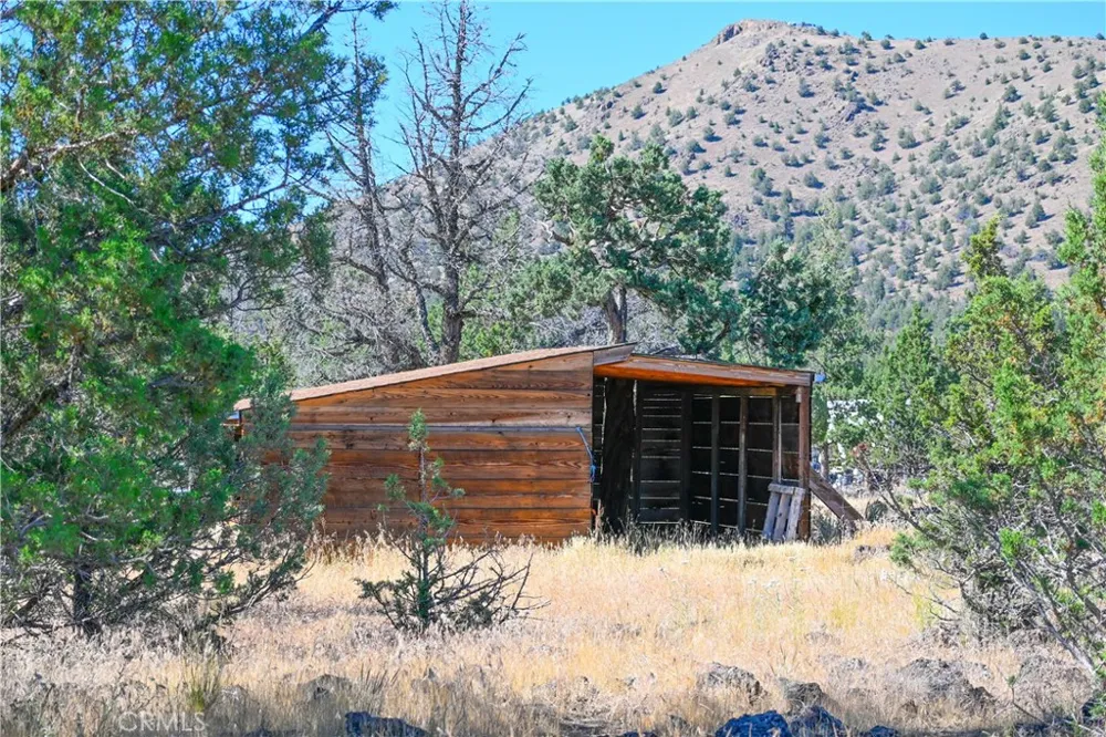 Amethyst Ave. Montague, CA 96064