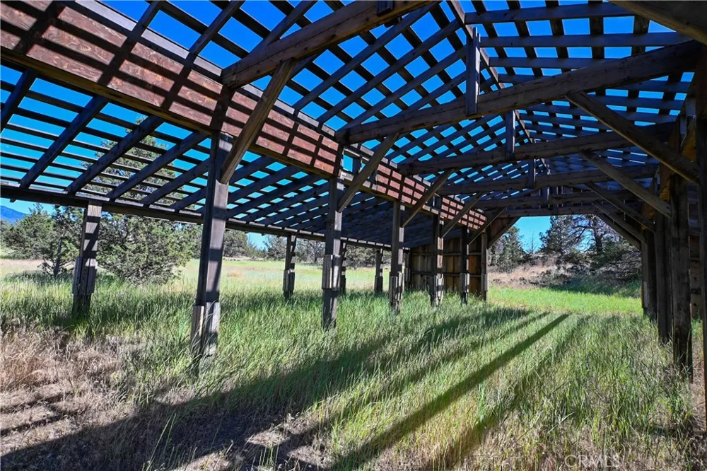 Amethyst Ave. Montague, CA 96064