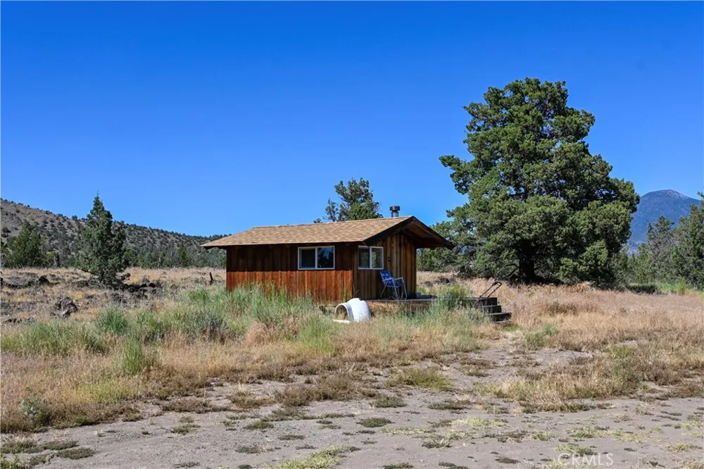 Amethyst Ave. Montague, CA 96064