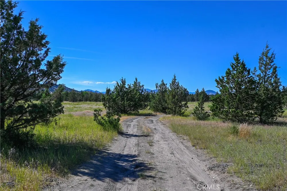 Amethyst Ave. Montague, CA 96064