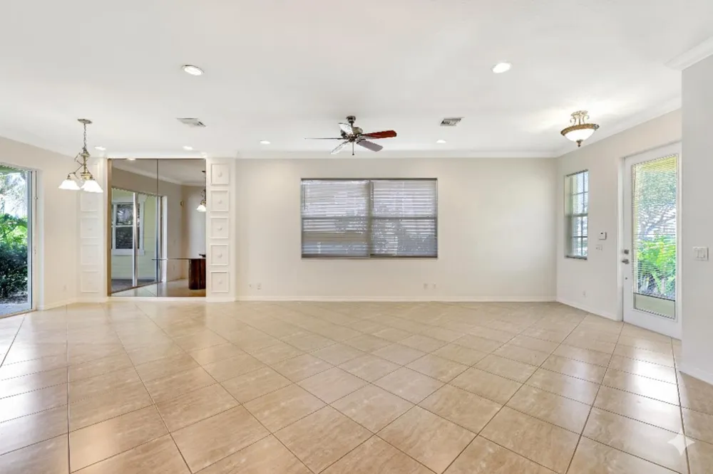 1907 Mariner Bay Boulevard Fort Pierce, FL 34949