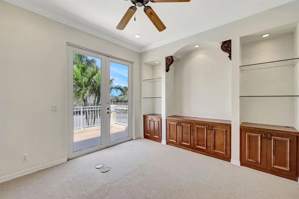 1907 Mariner Bay Boulevard Fort Pierce, FL 34949
