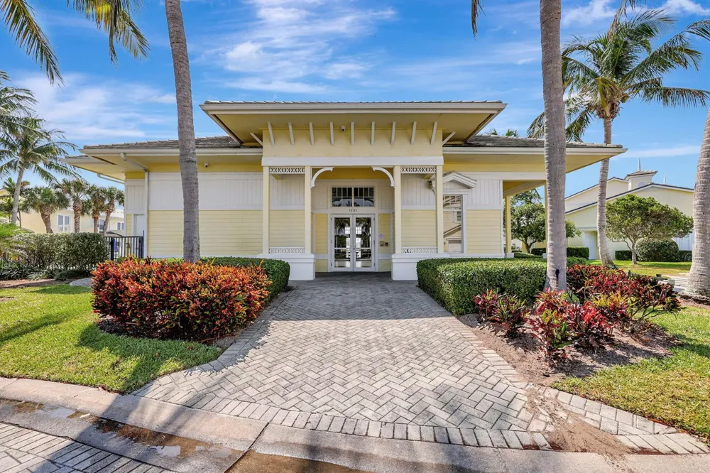 1907 Mariner Bay Boulevard Fort Pierce, FL 34949
