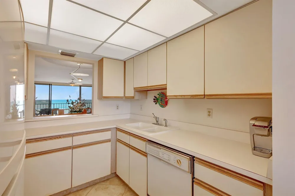 5055 Highway A1A #605 Hutchinson Island, FL 34949