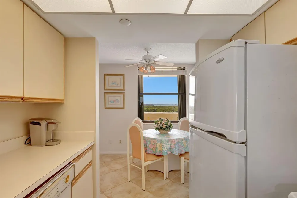 5055 Highway A1A #605 Hutchinson Island, FL 34949