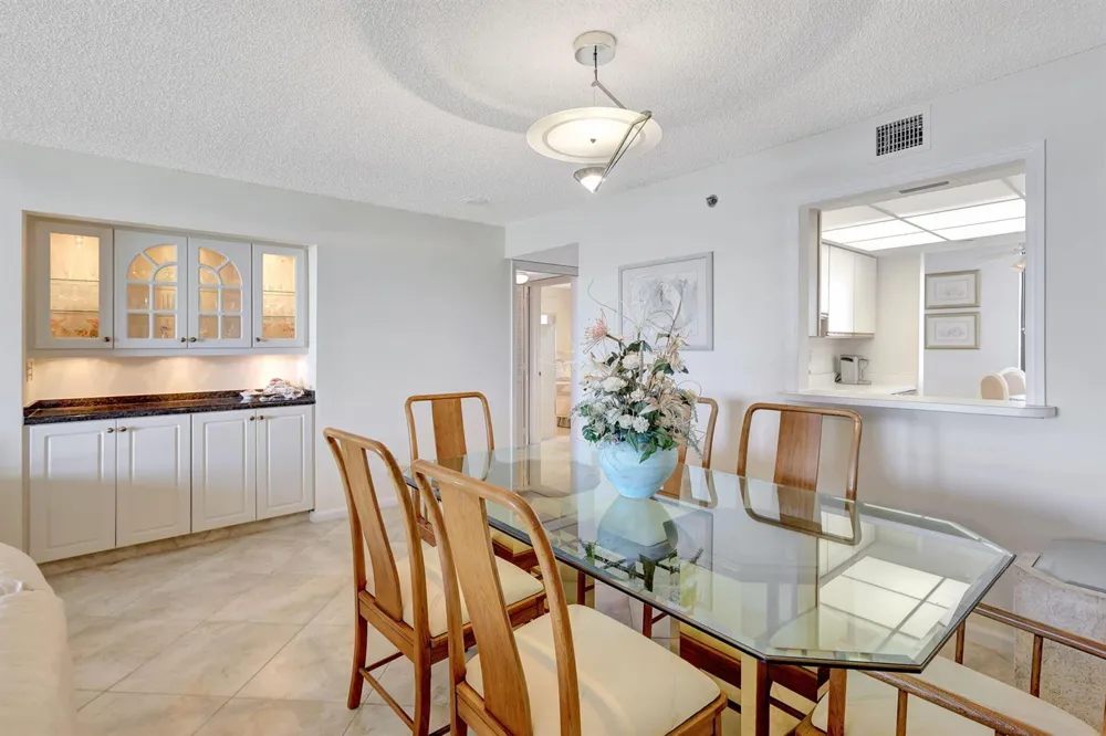 5055 Highway A1A #605 Hutchinson Island, FL 34949