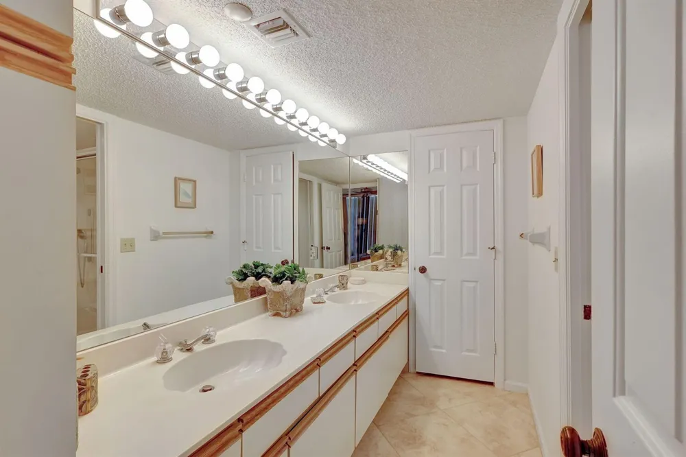 5055 Highway A1A #605 Hutchinson Island, FL 34949