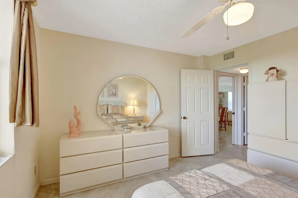 5055 Highway A1A #605 Hutchinson Island, FL 34949