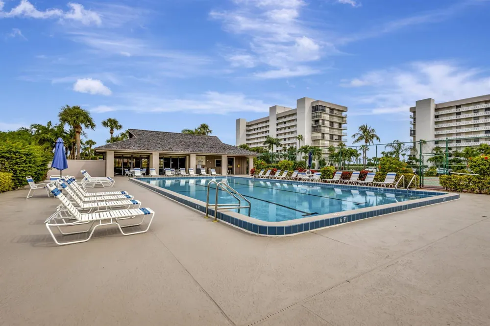 5055 Highway A1A #605 Hutchinson Island, FL 34949