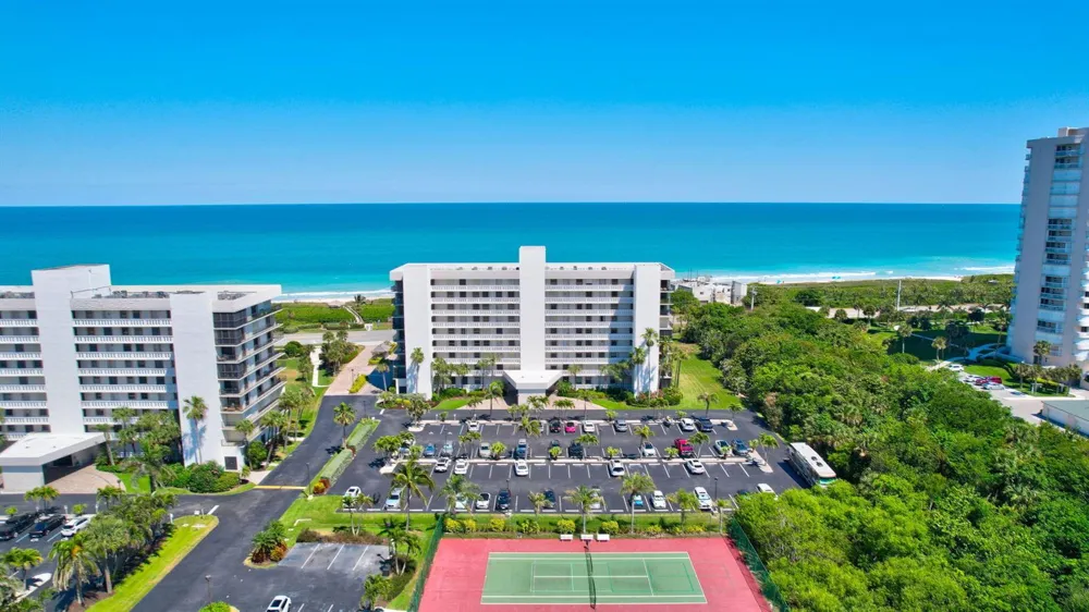 5055 Highway A1A #605 Hutchinson Island, FL 34949