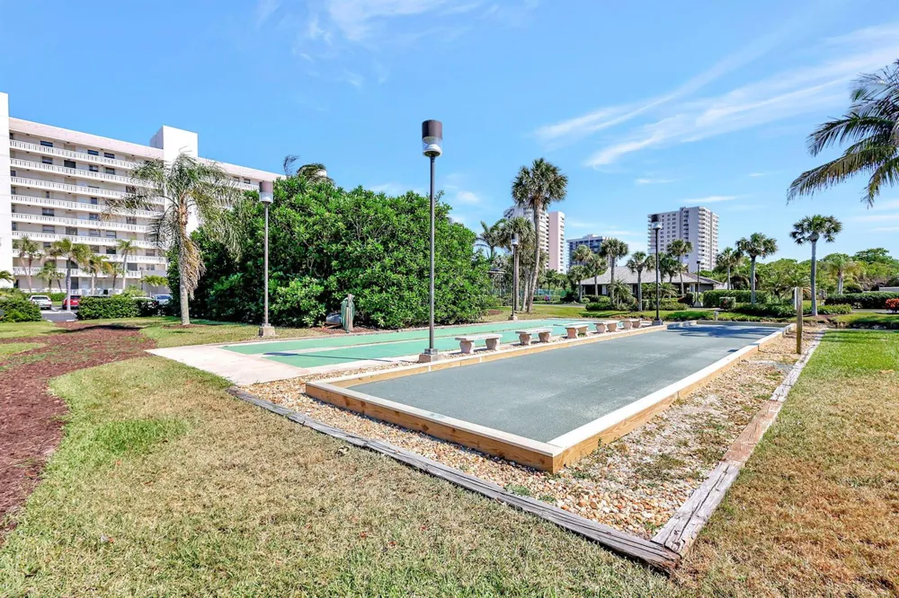 5055 Highway A1A #605 Hutchinson Island, FL 34949