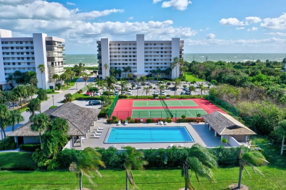 5055 Highway A1A #605 Hutchinson Island, FL 34949