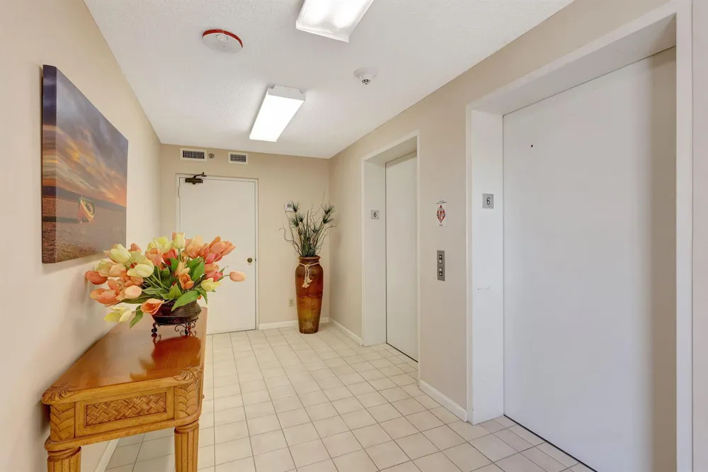 5055 Highway A1A #605 Hutchinson Island, FL 34949