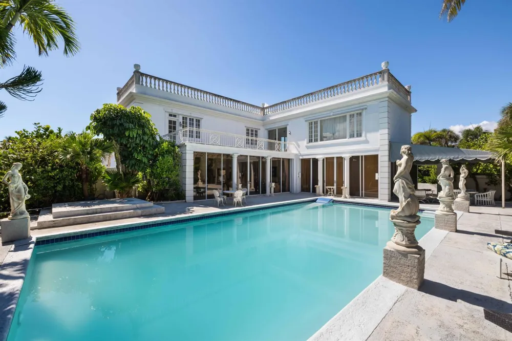 1048 S Ocean Boulevard Palm Beach, FL 33480