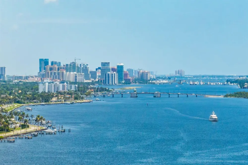8026 Flagler Court West Palm Beach, FL 33405