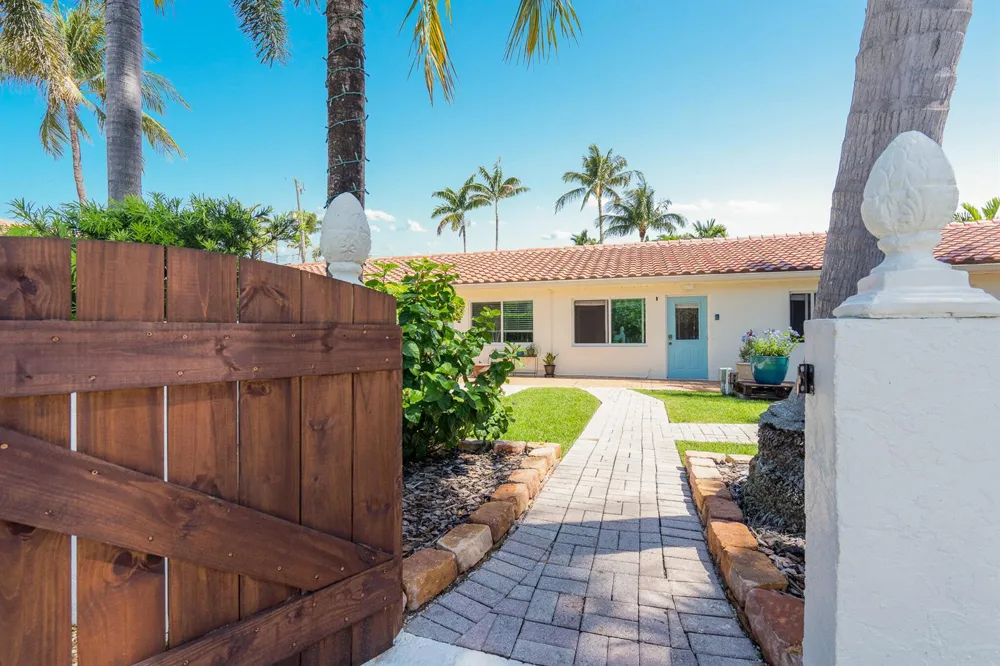 11 Tropical Drive #3 Ocean Ridge, FL 33435