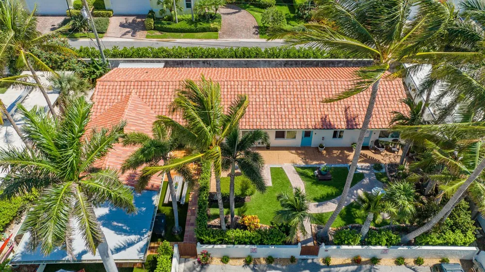 11 Tropical Drive #3 Ocean Ridge, FL 33435