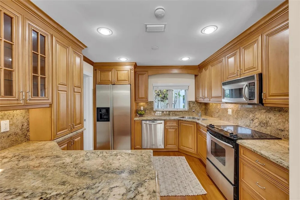 2840 NE 26th Court Fort Lauderdale, FL 33306