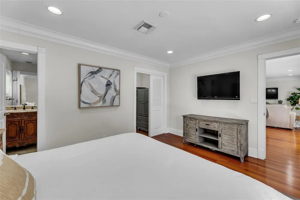 2840 NE 26th Court Fort Lauderdale, FL 33306
