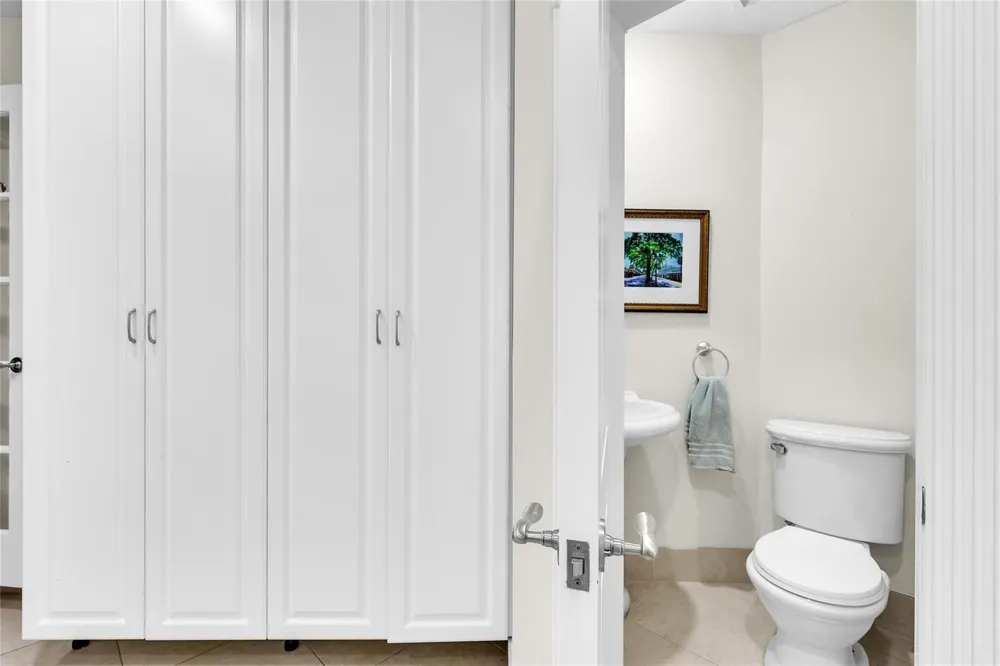 2840 NE 26th Court Fort Lauderdale, FL 33306