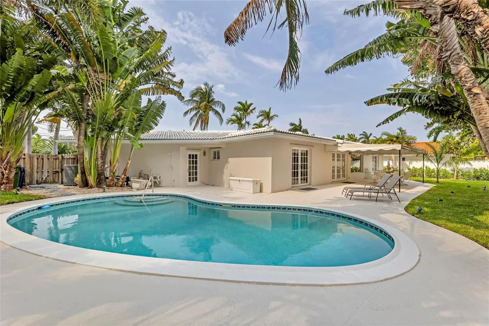 2840 NE 26th Court Fort Lauderdale, FL 33306