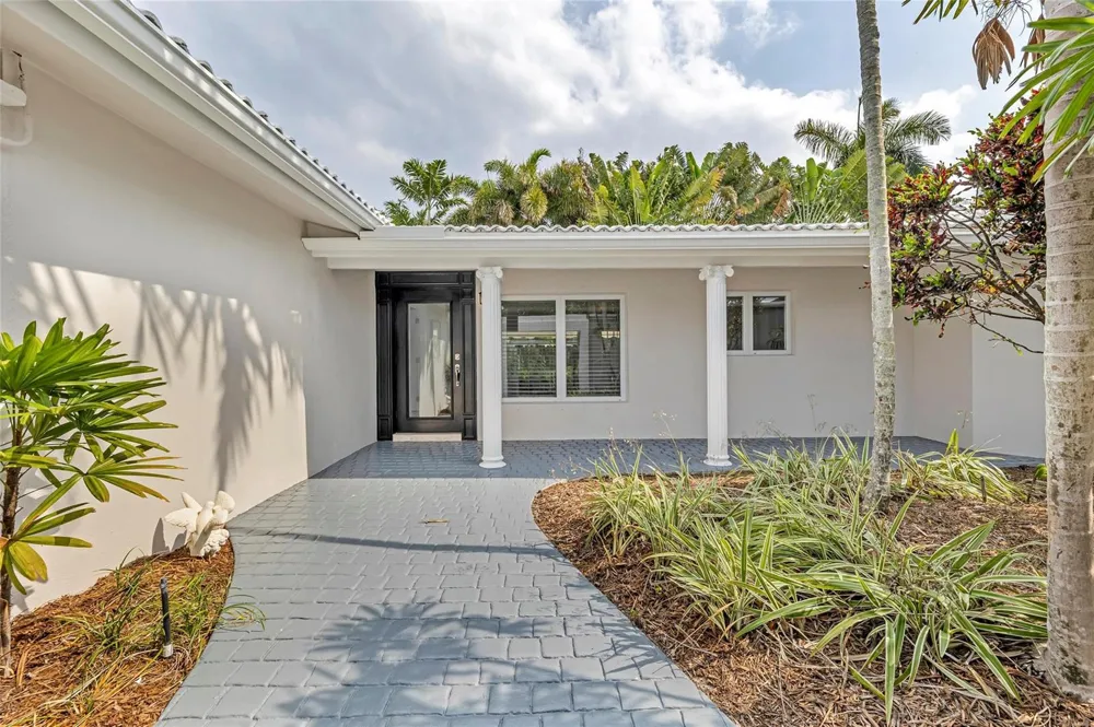 2840 NE 26th Court Fort Lauderdale, FL 33306