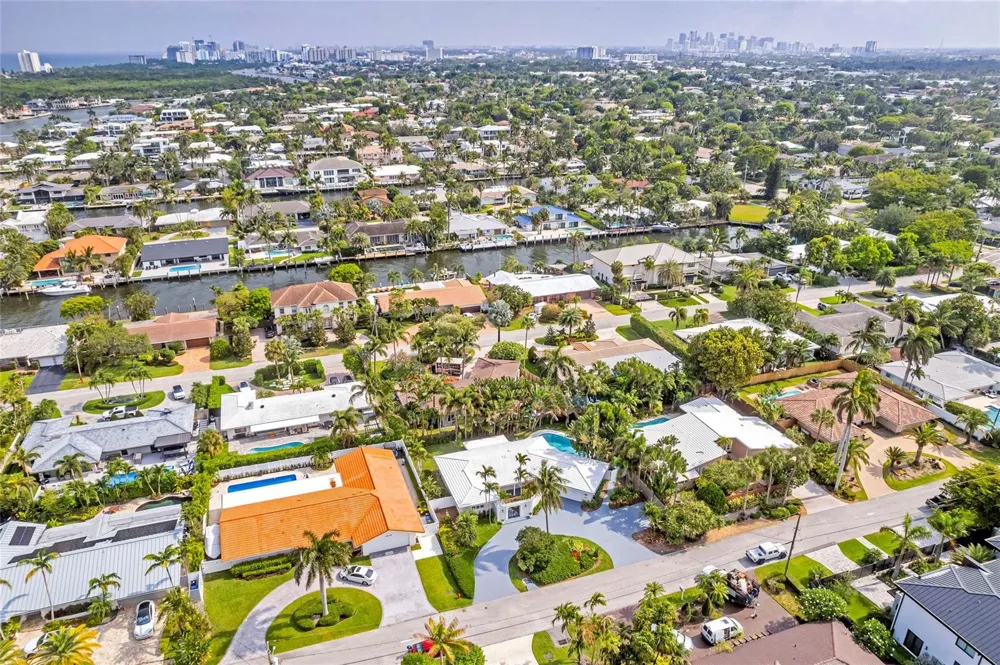 2840 NE 26th Court Fort Lauderdale, FL 33306