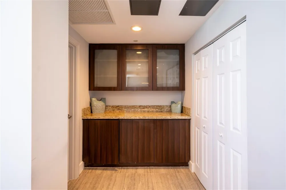 140 S Dixie Highway #419 Hollywood, FL 33020