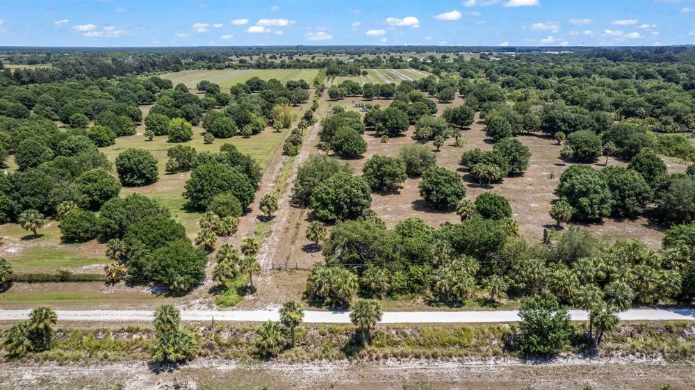 7350 73rd Street Vero Beach, FL 32967