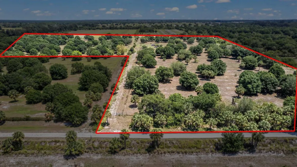 7350 73rd Street Vero Beach, FL 32967