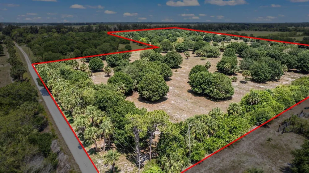 7350 73rd Street Vero Beach, FL 32967