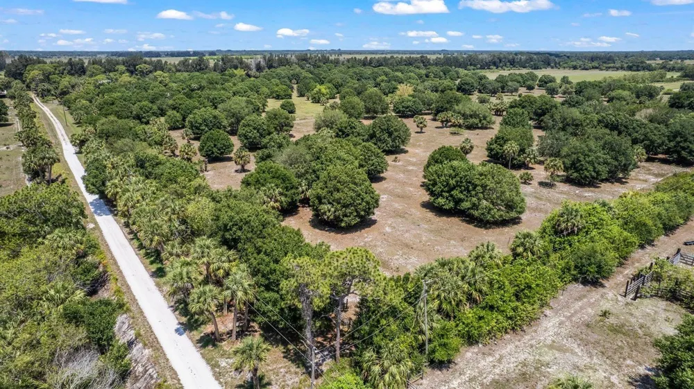 7350 73rd Street Vero Beach, FL 32967