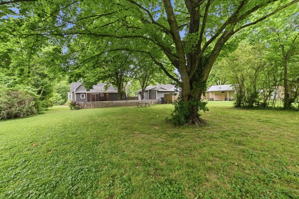 113 White St Martin, TN 38237