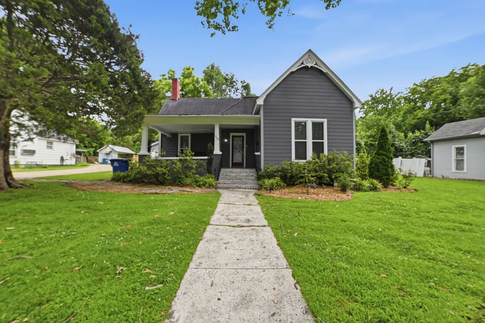113 White St Martin, TN 38237