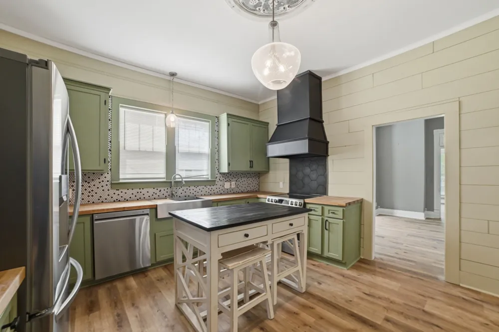 113 White St Martin, TN 38237