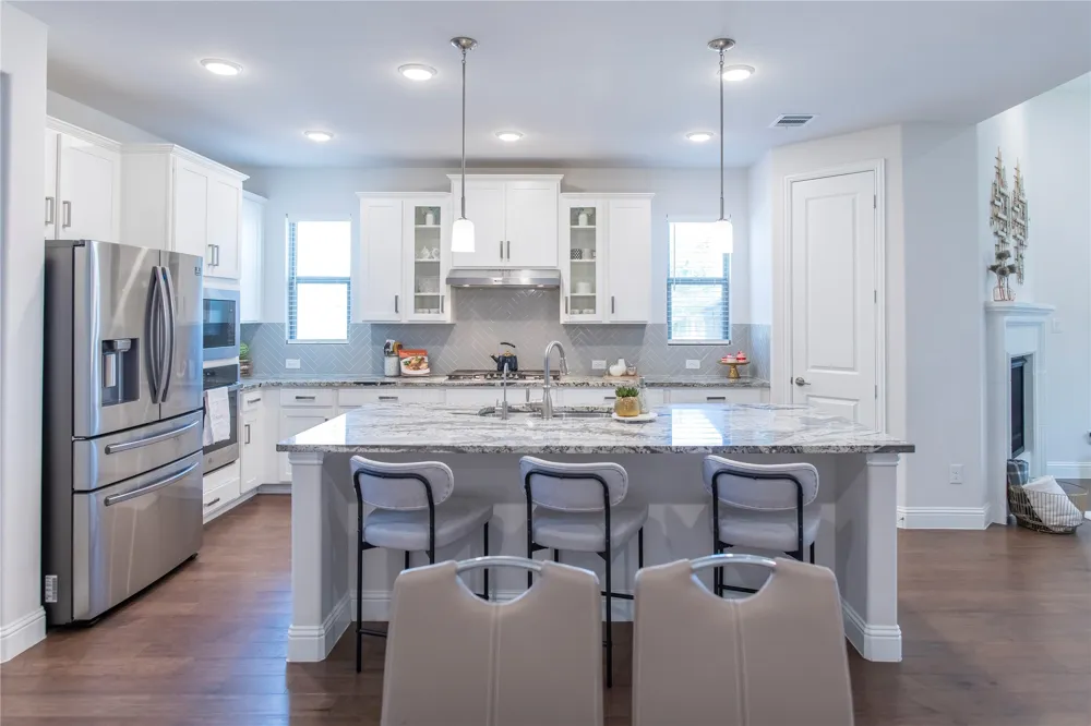 2280 Washington Drive Carrollton, TX 75010