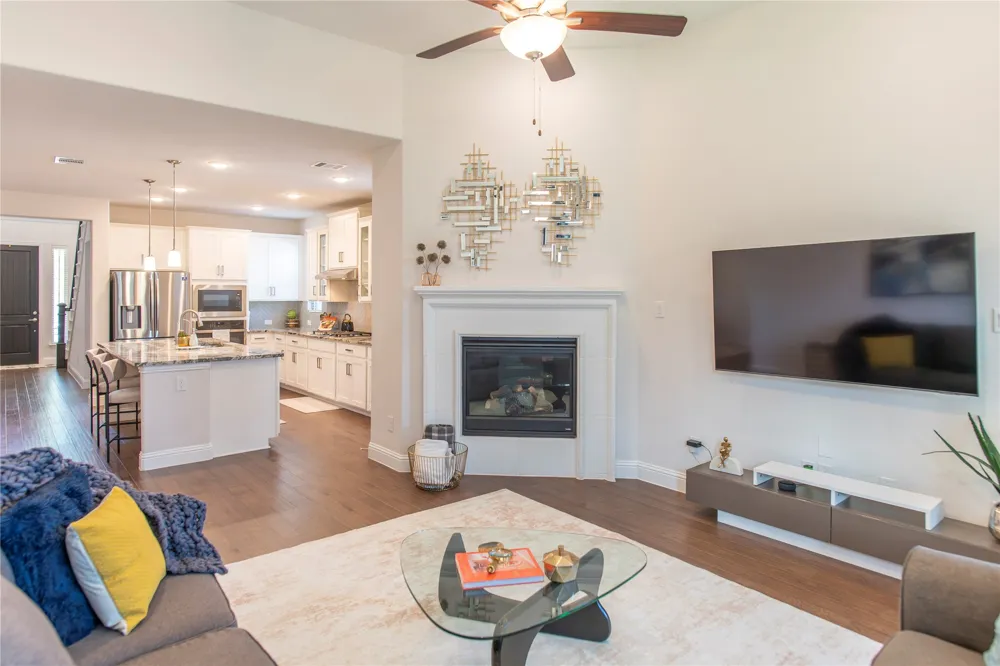 2280 Washington Drive Carrollton, TX 75010