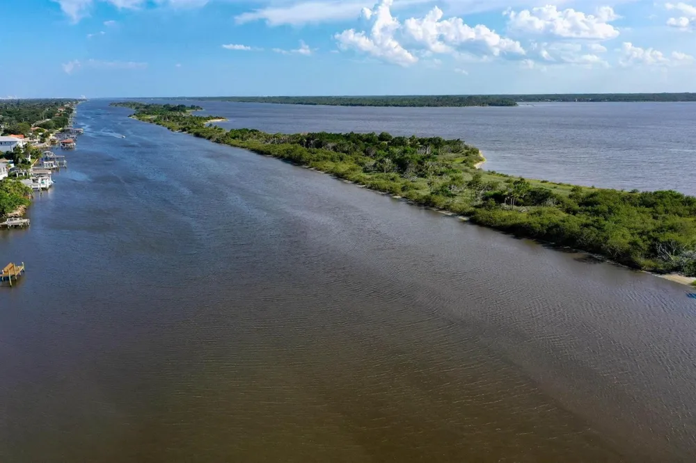 120 Via Madrid Ormond Beach, FL 32176