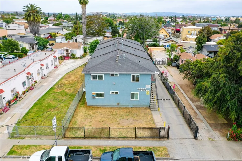 708 Burger Avenue East Los Angeles, CA 90022