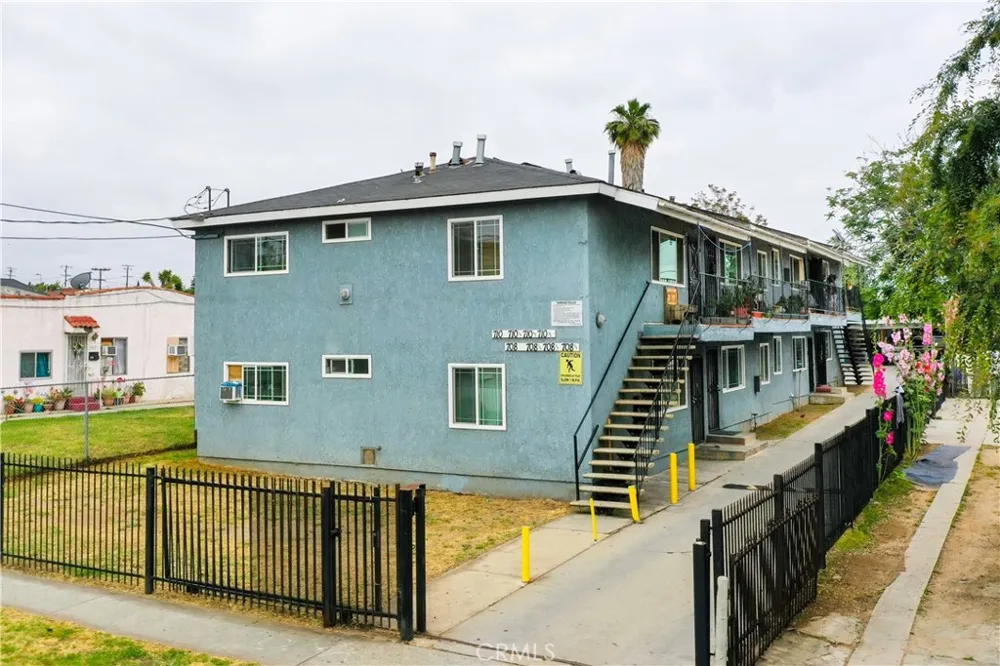 708 Burger Avenue East Los Angeles, CA 90022