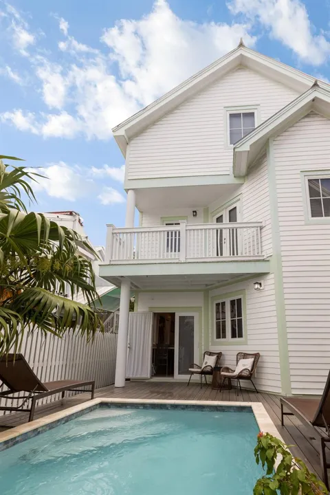 1011 Simonton Street #1