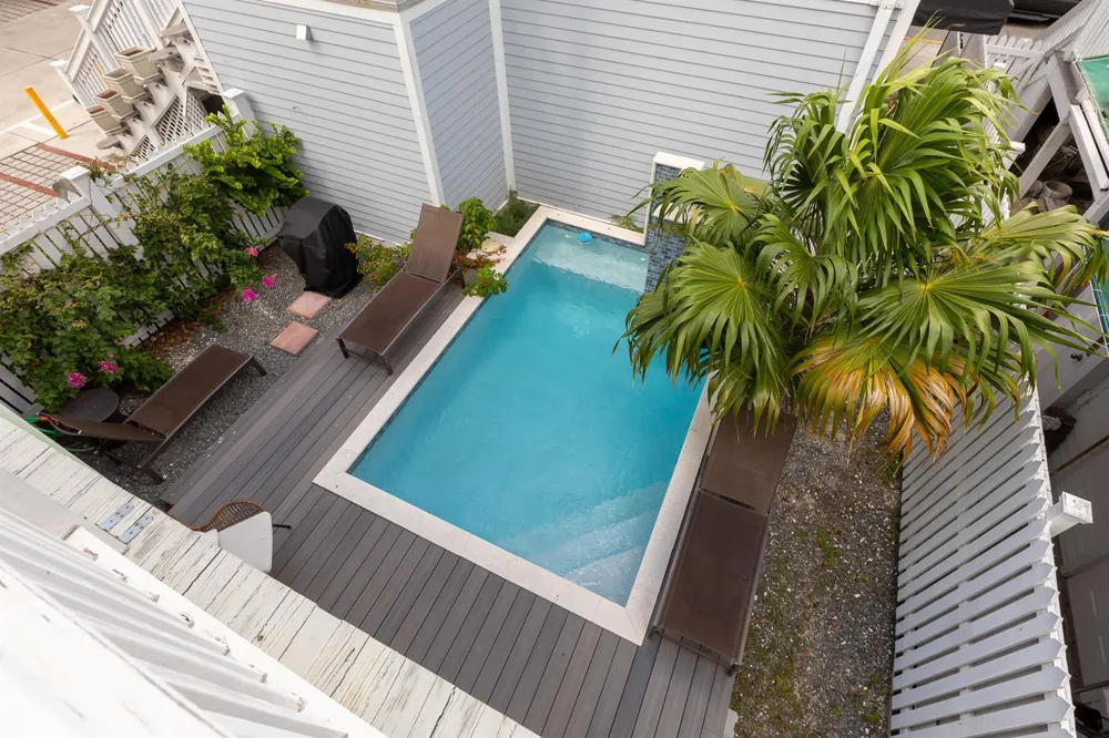 1011 Simonton Street #1 Key West, FL 33040